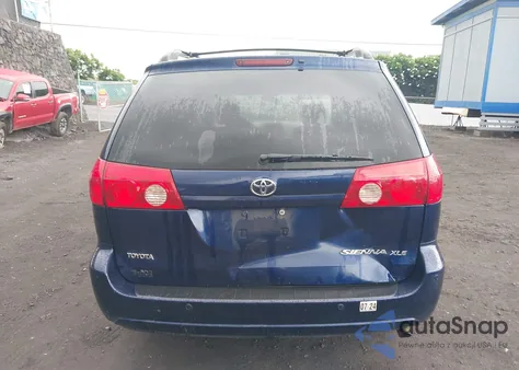 2007 Toyota Sienna Xle z USA, uszkodzony, nr VIN 5TDZK22C07S017618